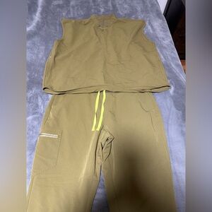 Figs Olive Green Scrub Set